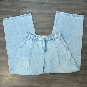 Ardene Light Blue Wide Leg Baggy Jeans with Pleats Light Wash